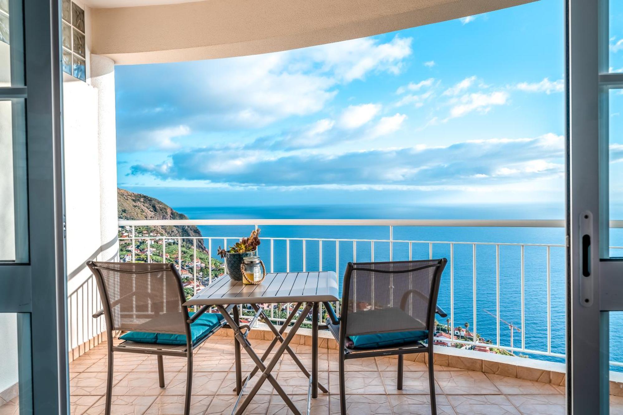 Casa Serena Apartments Arco da Calheta  Eksteriør billede